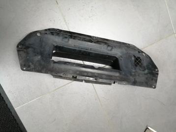 Windsplitter onder motorkap SUBARU FORESTER SF TURBO 97/04 beschikbaar voor biedingen