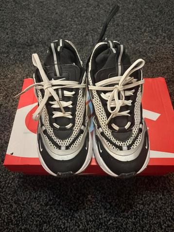 Nike Air Max Furyosa 36 beschikbaar voor biedingen