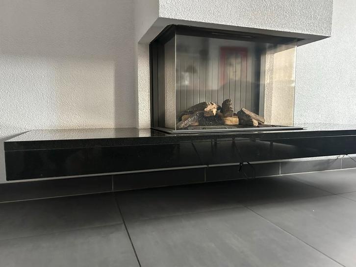 Dru gesloten gashaard met granieten blad, Huis en Inrichting, Haarden, Zo goed als nieuw, Gashaard, Ophalen