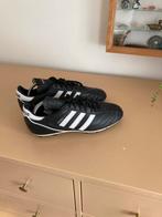 Zo goed als nieuw Adidas Kaiser maat 42 2/3e, Sport en Fitness, Voetbal, Ophalen of Verzenden, Zo goed als nieuw, Schoenen