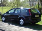 Ford Focus Wagon 1.6-16V Champion met Airco en Trekhaak, Auto's, 1596 cc, 4 cilinders, 635 kg, Zwart