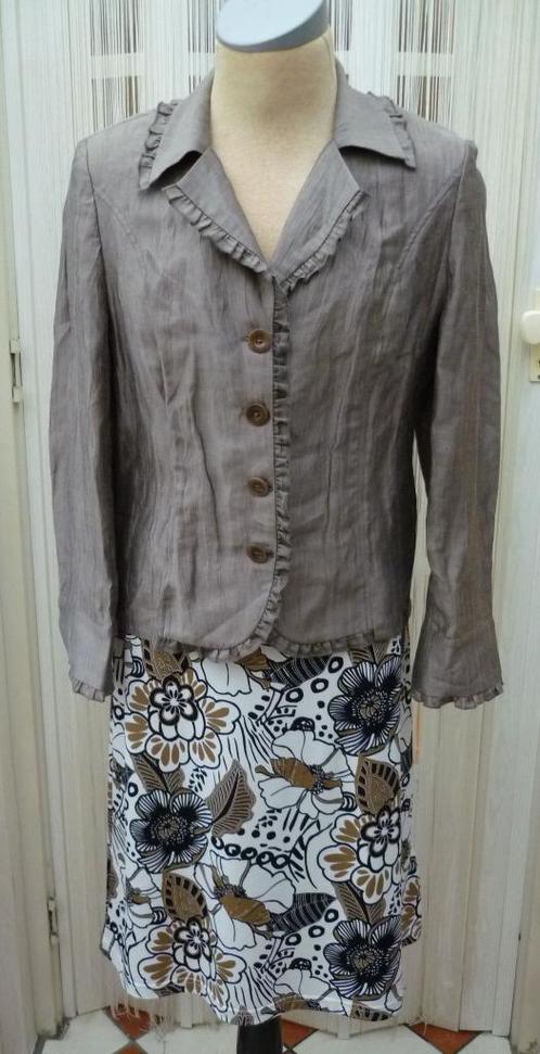 Marcona jasje maat 44 blazer, Kleding | Dames, Jasjes, Kostuums en Pakken, Zo goed als nieuw, Jasje, Maat 42/44 (L), Bruin, Ophalen of Verzenden