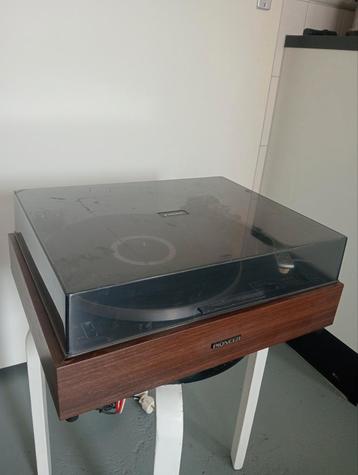Platenspeler pioneer PL-12D  beschikbaar voor biedingen