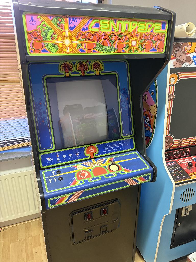 Orginele Atari Centipede Arcade Kast (1981), Verzamelen, Automaten | Overige, Ophalen