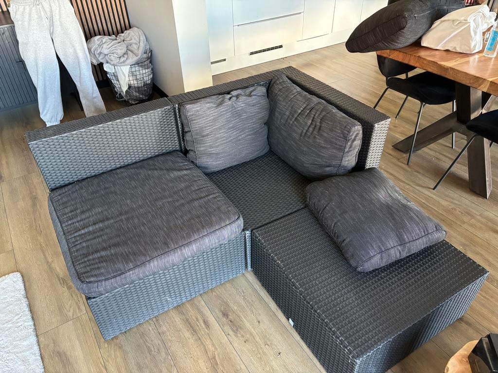Drie-delig Loungeset Zwart incl. aantal kussens te koop, Tuin en Terras, Tuinsets en Loungesets, Ophalen, Zo goed als nieuw