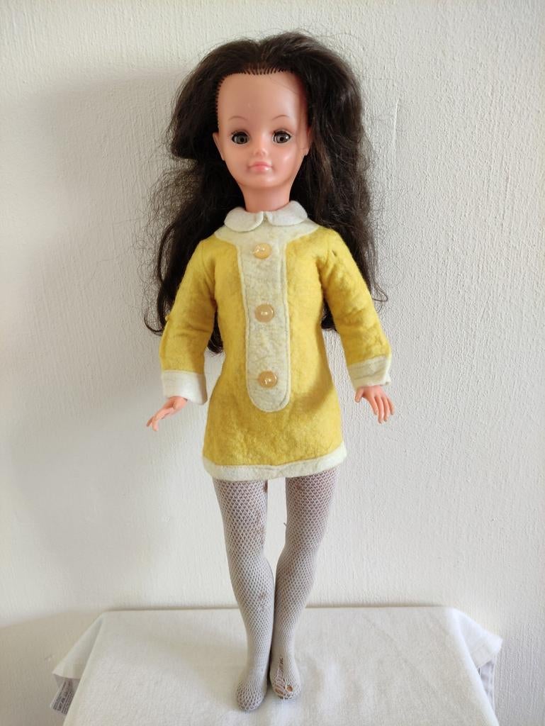 Cathie Bella pop met originele en zelfgemaakte kleding., Ophalen of Verzenden, Gebruikt, Pop