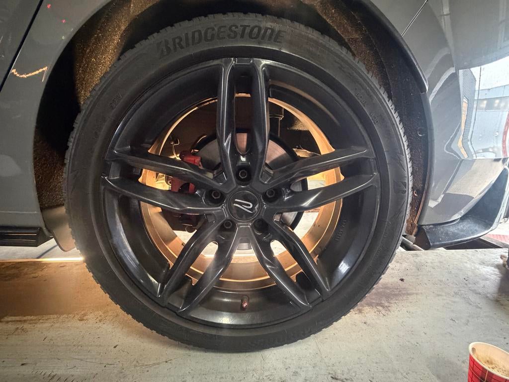 Vier complete banden van Golf 8 R, Auto-onderdelen, Banden en Velgen, 18 inch, Banden en Velgen, Ophalen of Verzenden, All Season