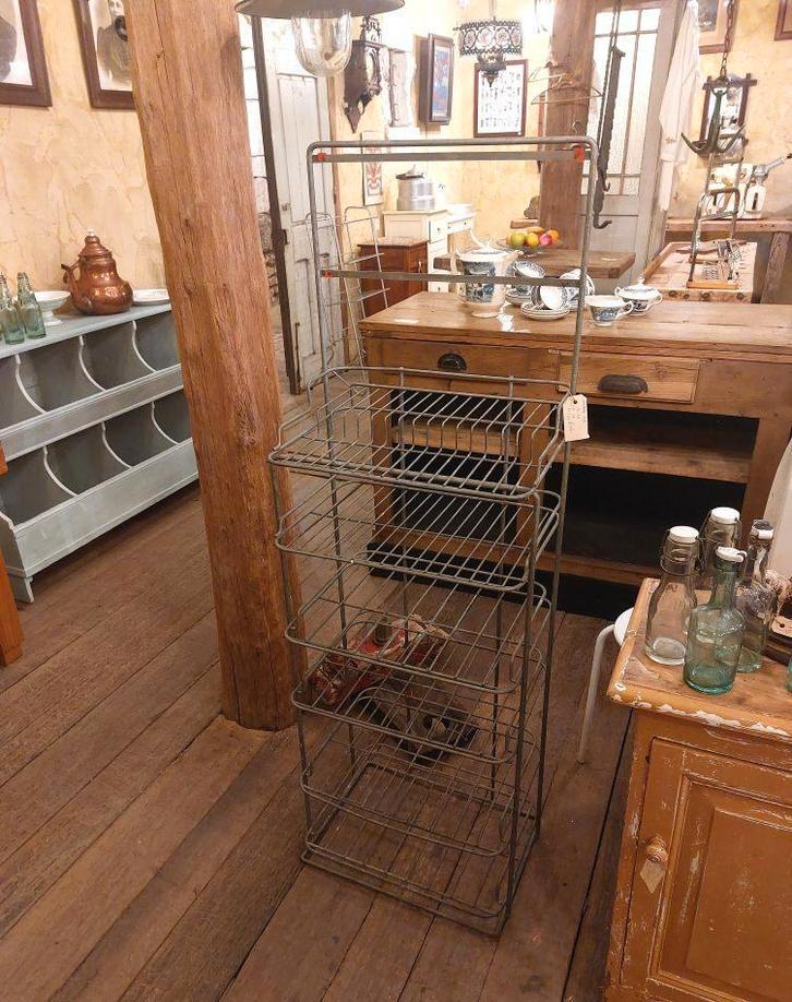 smal oud winkelrek met 5 plateaus, Antiek en Kunst, Curiosa en Brocante, Ophalen