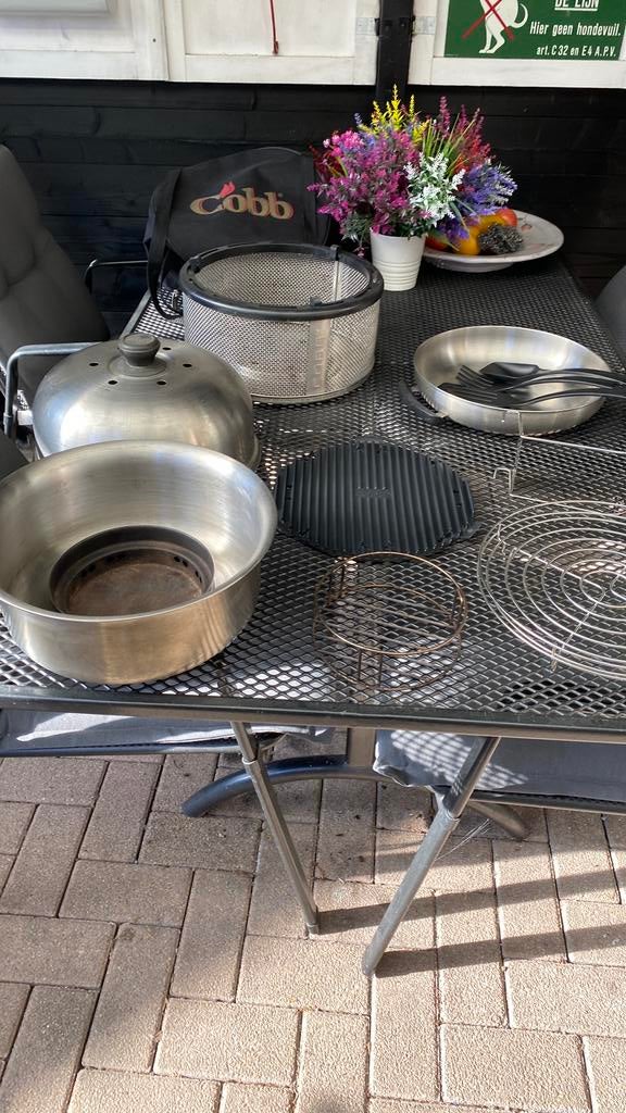 Mooie cobb premier houtskool barbecue met tas en extra, Ophalen, Gebruikt