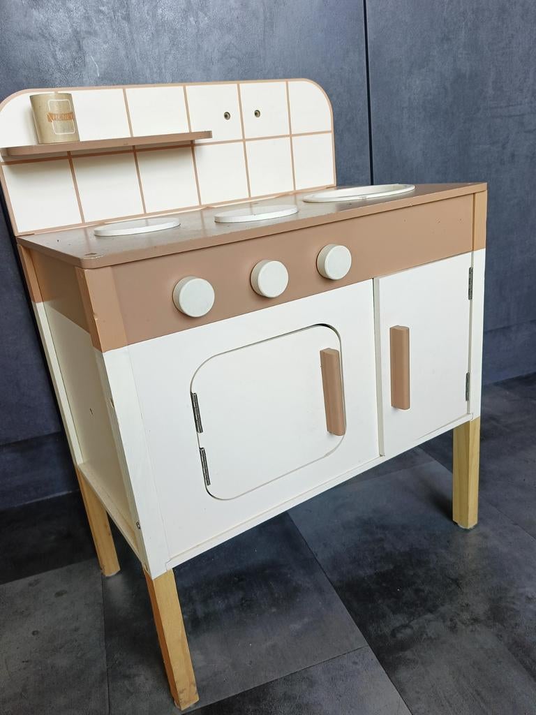 Keukentje van Petit Amelie, Ophalen, Zo goed als nieuw