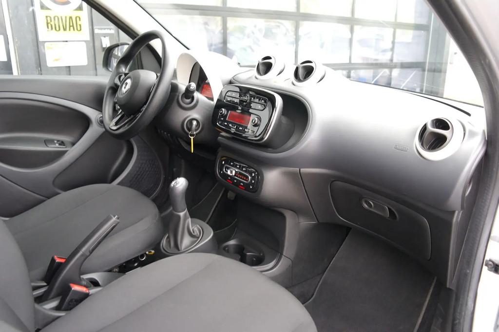 Smart Forfour 1.0 Business Solution € 8.999,00, Stof, Gebruikt, 4 stoelen, Origineel Nederlands