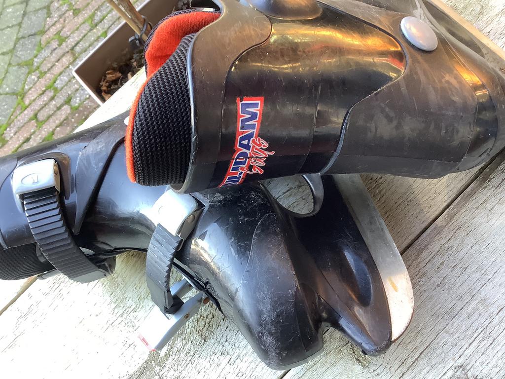 Nijdam schaatsen.32., Sport en Fitness, Schaatsen, Ophalen of Verzenden, IJshockeyschaatsen, Nijdam