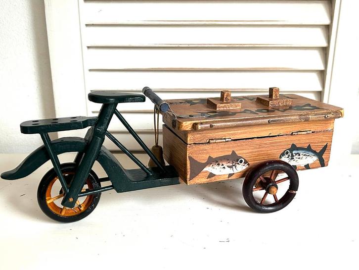 Vintage houten miniatuur bakvis beschilderde vissen, Antiek en Kunst, Curiosa en Brocante, Ophalen