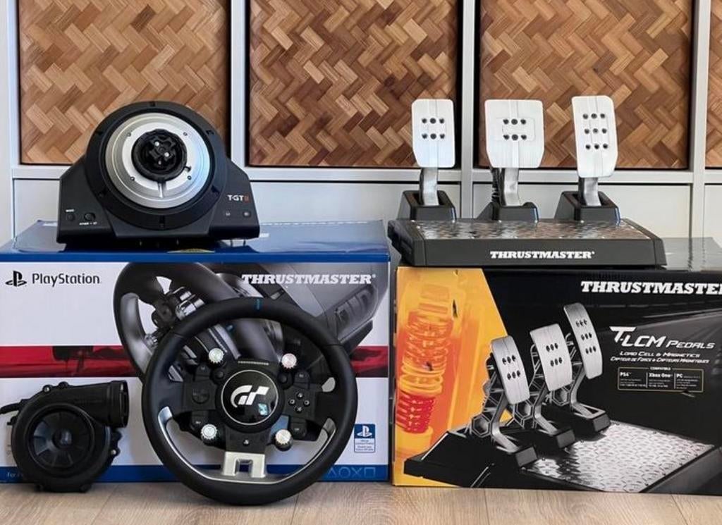 Thrustmaster TGT-II wielbasis met TLCM pedalen, Ophalen, 1 speler, Racen en Vliegen, Zo goed als nieuw