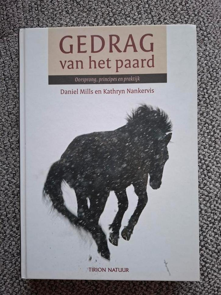 D. Mills - Gedrag van het paard, Dieren en Toebehoren, Paarden en Pony's | Overige Paardenspullen, Zo goed als nieuw, Ophalen of Verzenden
