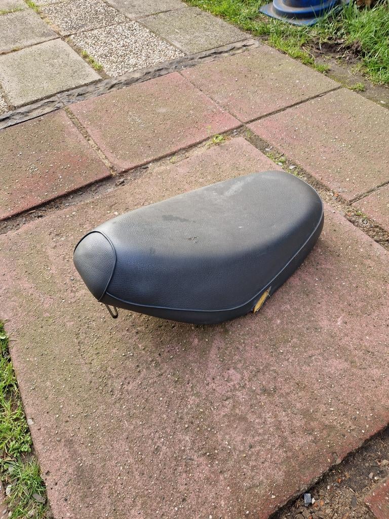 Kymco DJ zadel grijs, Ophalen, Gebruikt, Zadel, Kymco