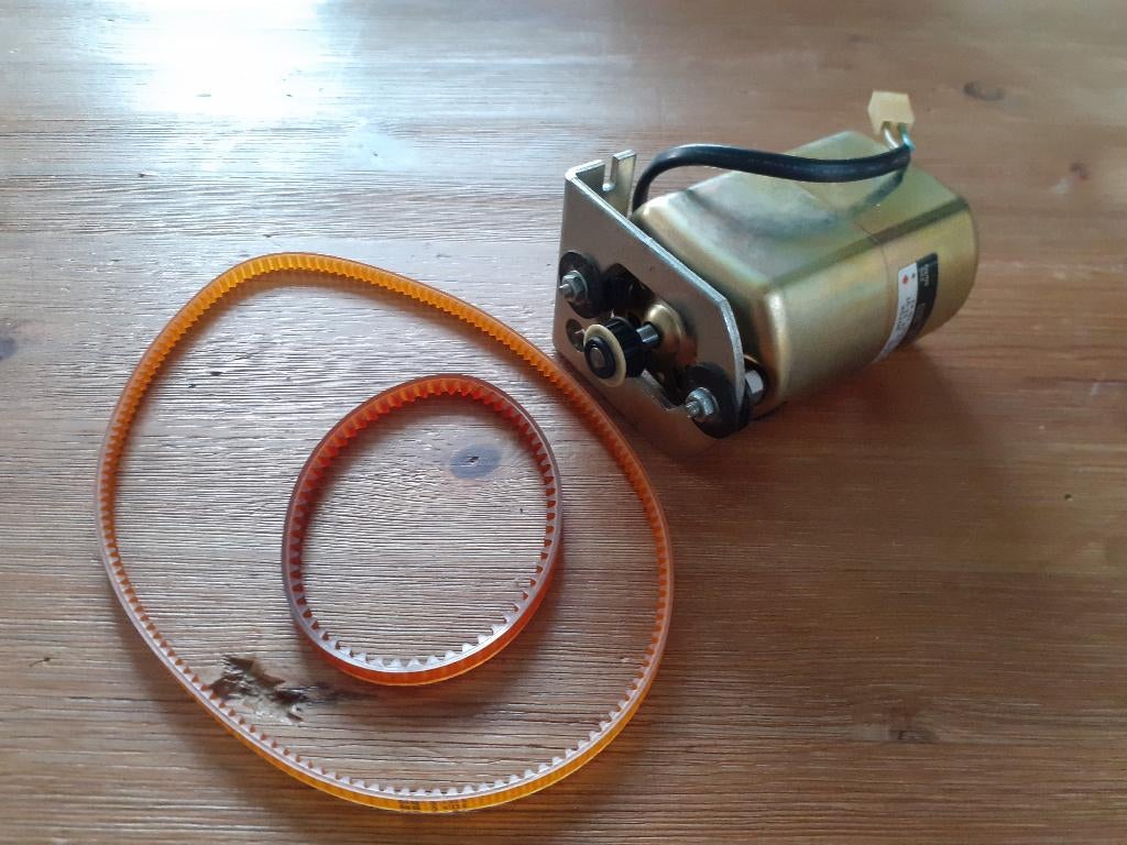 Naaimachine motor Husqvarna, Hobby en Vrije tijd, Naaimachines en Toebehoren, Ophalen, Gebruikt, Toebehoren, Husqvarna