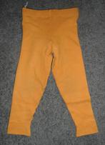 In goede staat: okergeel broekje, maat 92, V&D, Kinderen en Baby's, Kinderkleding | Maat 92, Broek, Jongen of Meisje, Ophalen of Verzenden