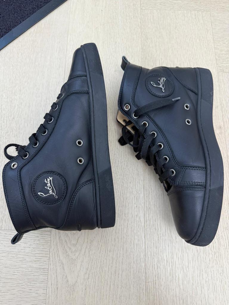 louboutin schoenen heren zwart hoog maat 41 origineel, Kleding | Heren, Schoenen, Ophalen of Verzenden, Zo goed als nieuw, Zwart