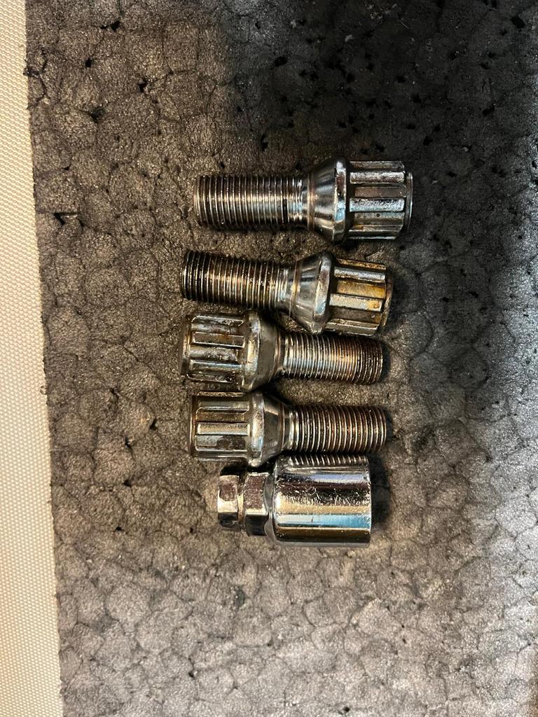 Wielsloten bouten M14, Ophalen of Verzenden, Gebruikt, Bouten of Moeren