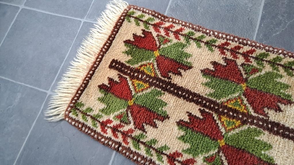 Vintage oost-europese wollen tafelloper of tapijt., Ophalen of Verzenden