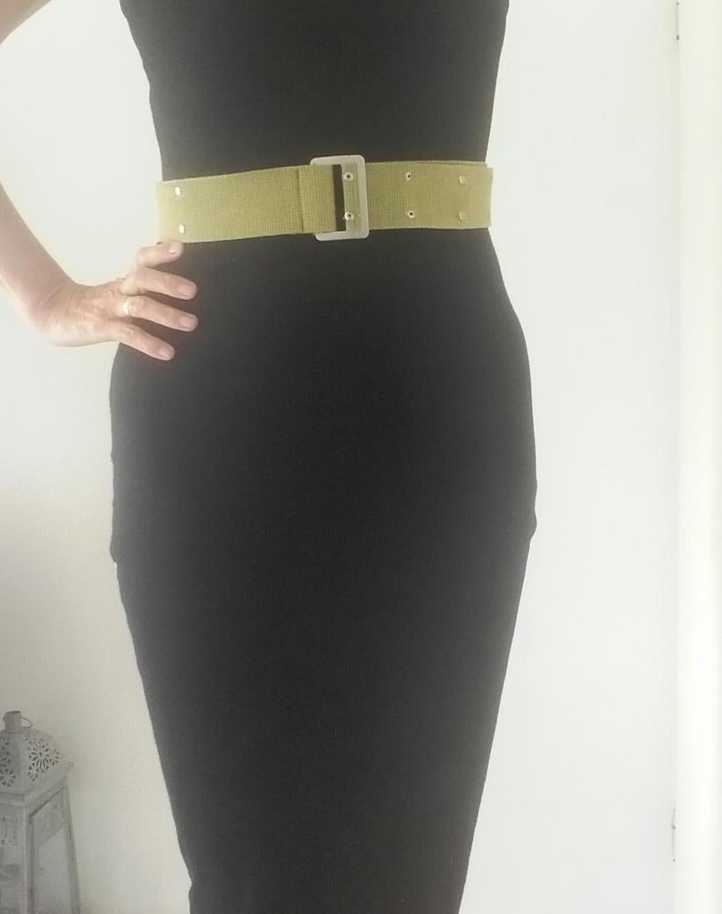 mooie army riem, Kleding | Dames, Riemen en Ceinturen, Overige kleuren, 100 cm of meer, Tailleriem, Ophalen of Verzenden