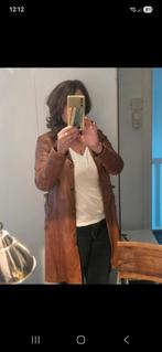 Lange bruine kalfsleren jas van Carlo Sacchi, maat 42, Bruin, Maat 42/44 (L), Ophalen of Verzenden, Gedragen