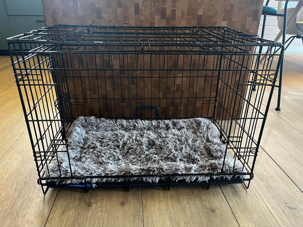Bench, Dieren en Toebehoren, Hondenbenches, Ophalen of Verzenden, Zo goed als nieuw