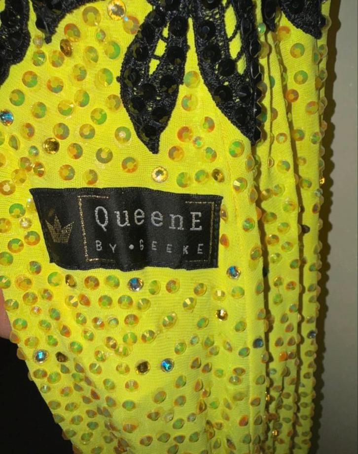 Neon Latin dansjurk met franjes, Kleding | Dames, Gelegenheidskleding, Gedragen, Overige typen, Maat 36 (S), Geel, Ophalen of Verzenden