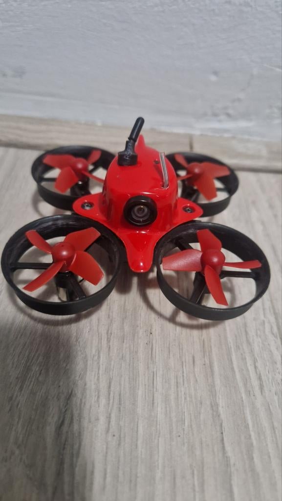 FPV-drone met lichte schade, inclusief accessoires, Gebruikt, Basiskwaliteit, Ophalen of Verzenden, First person view (FPV)