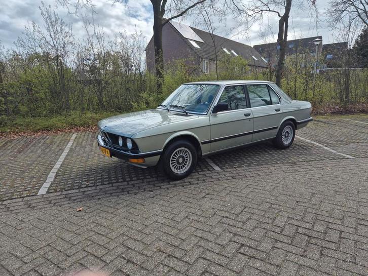 BMW 1984 Groen, Auto's, BMW, Particulier, 5-Serie, Benzine, Sedan, Geïmporteerd, Groen, Ophalen