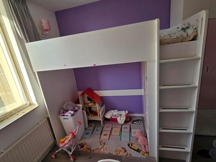 Smastad Hoogslaper met bij behorende Stuva kledingkast, Kinderen en Baby's, Kinderkamer | Stapelbedden en Hoogslapers, Hoogslaper