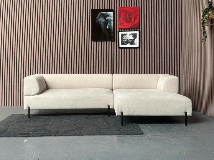 GRATIS LEVERING By Sidde Zev Loungebank 280x160 GEREINIGD, Huis en Inrichting, Banken | Bankstellen, Zo goed als nieuw, Hoekbank