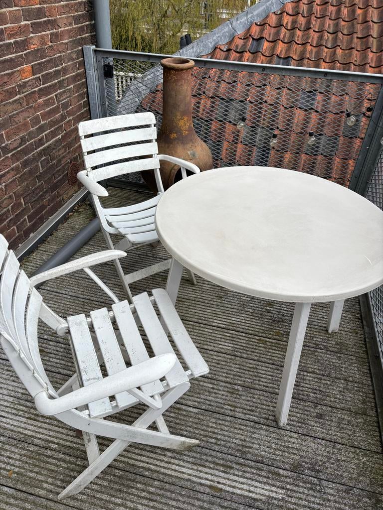Witte tuinset: opklapbare stoelen met ronde tafel, Kunststof, Gebruikt, Eettafel, Tuinset