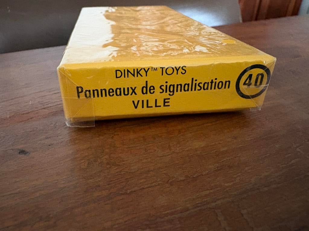 Te koop aangeboden: Dinky Toys Atlas nr. 40, Ophalen of Verzenden, Zo goed als nieuw, Auto