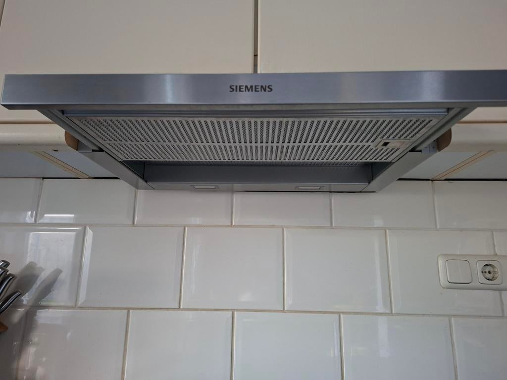 Siemens LI67SA531 vlakscherm afzuigkap, Witgoed en Apparatuur, Ophalen, Gebruikt, Inbouw, 600 tot 800 m³ per uur