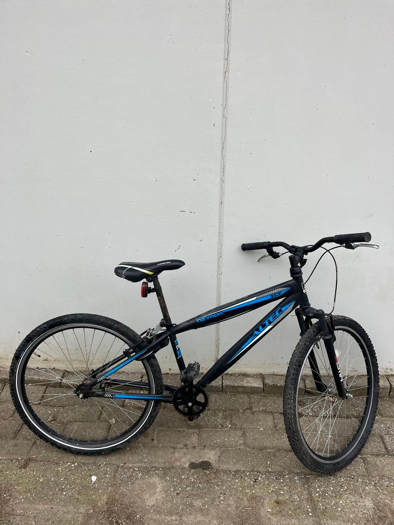 Altec Nevada crossfiets, Ophalen, Gebruikt, Staal, V-brakes