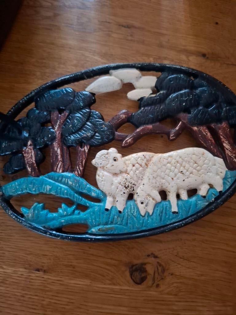 Vintage metalen pannenonderzetter met schapen, Ophalen of Verzenden