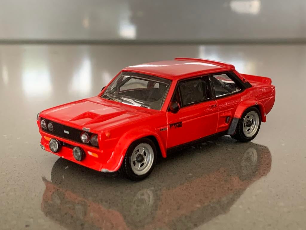 Bburago Fiat 131 Abarth rood schaal 1:43, Ophalen of Verzenden, Gebruikt, Auto, Overige merken