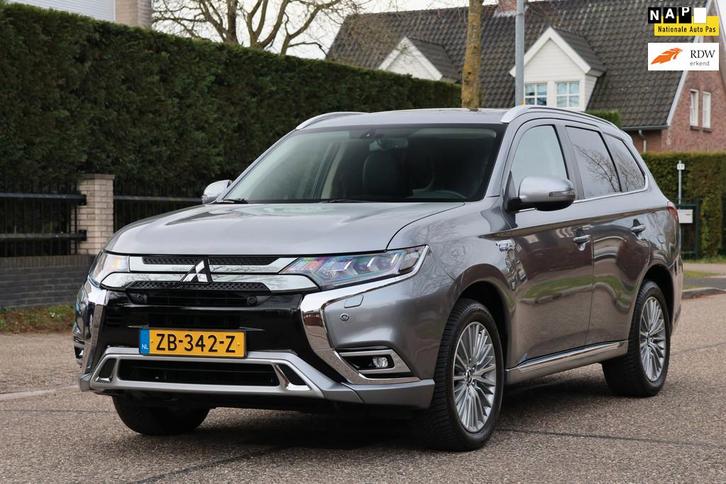 Mitsubishi Outlander 2.4 PHEV Intense+ | NAVI | CLIMA | CRUI, Auto's, Mitsubishi, Bedrijf, Te koop, Outlander, 4x4, ABS, Achteruitrijcamera