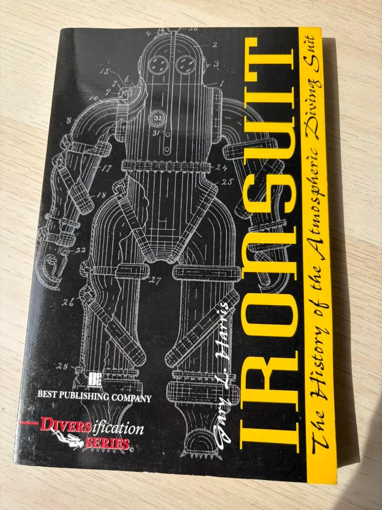 Ironsuit: The History of the Atmospheric Diving Suit, Boeken, Ophalen of Verzenden, Zo goed als nieuw, Europa