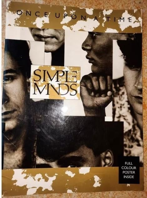 Simple minds- Once Upon a Time- music song lyric book 1985, Overige genres, Ophalen of Verzenden, Artiest of Componist, Gitaar