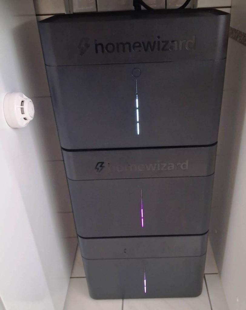Homewizard Thuisbatterijen 3x, Ophalen, Zo goed als nieuw, Oplaadbaar