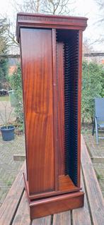 Mahonie CD kast in stijl van Heldense Exclusive, Ophalen, Gebruikt, 150 discs of meer, Cd's