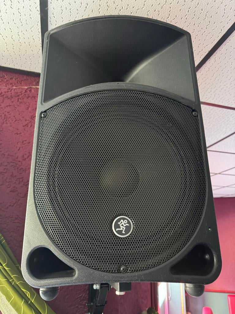 Mackie Thump 12A Speakers - Zien er netjes uit, werken goed, Overige merken, Gebruikt, Ophalen of Verzenden, 120 watt of meer