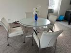 Moderne ronde eettafel met leer beklede stoelen, Ophalen, Zo goed als nieuw, Modern, Vier personen