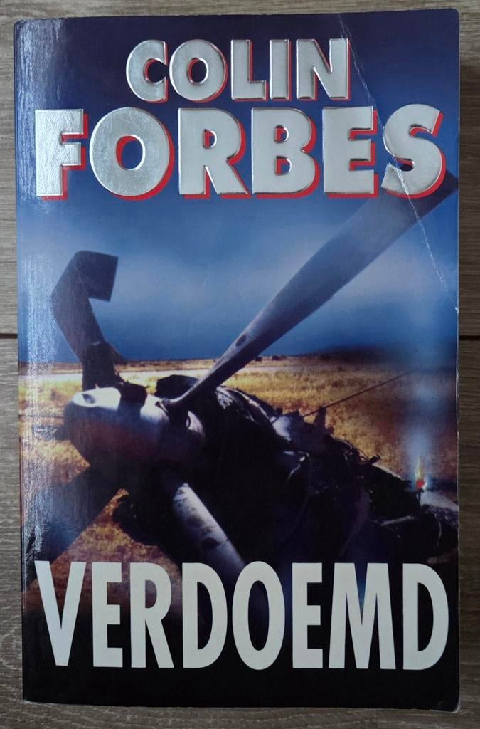 Colin Forbes - Verdoemd, Boeken, Ophalen of Verzenden, Zo goed als nieuw, Colin Forbes