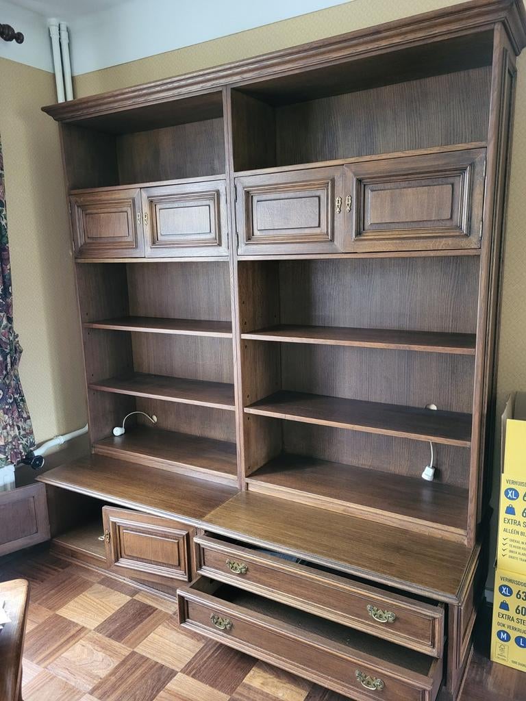 Prachtige antieke Castle Furniture kastwand, Huis en Inrichting, Kasten | Boekenkasten, Ophalen, 25 tot 50 cm