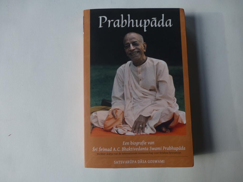 Prabhupāda en het leven van Krishna  , Ophalen of Verzenden, Zo goed als nieuw, Hindoeïsme