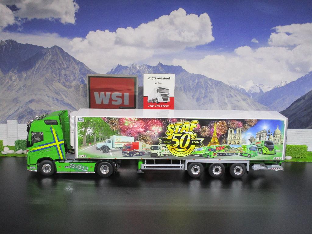 Wsi 01-3032 Volvo FH4 Globetrotter  , Staf Transporte, Ophalen, Nieuw, Bus of Vrachtwagen, Wsi